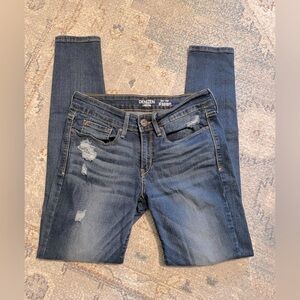 Levi’s low rise skinny jeggings